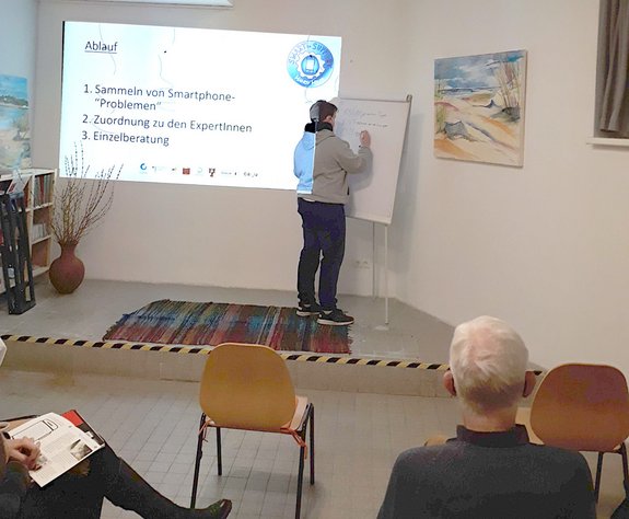 JPEF-Handyhilfe-WS-01